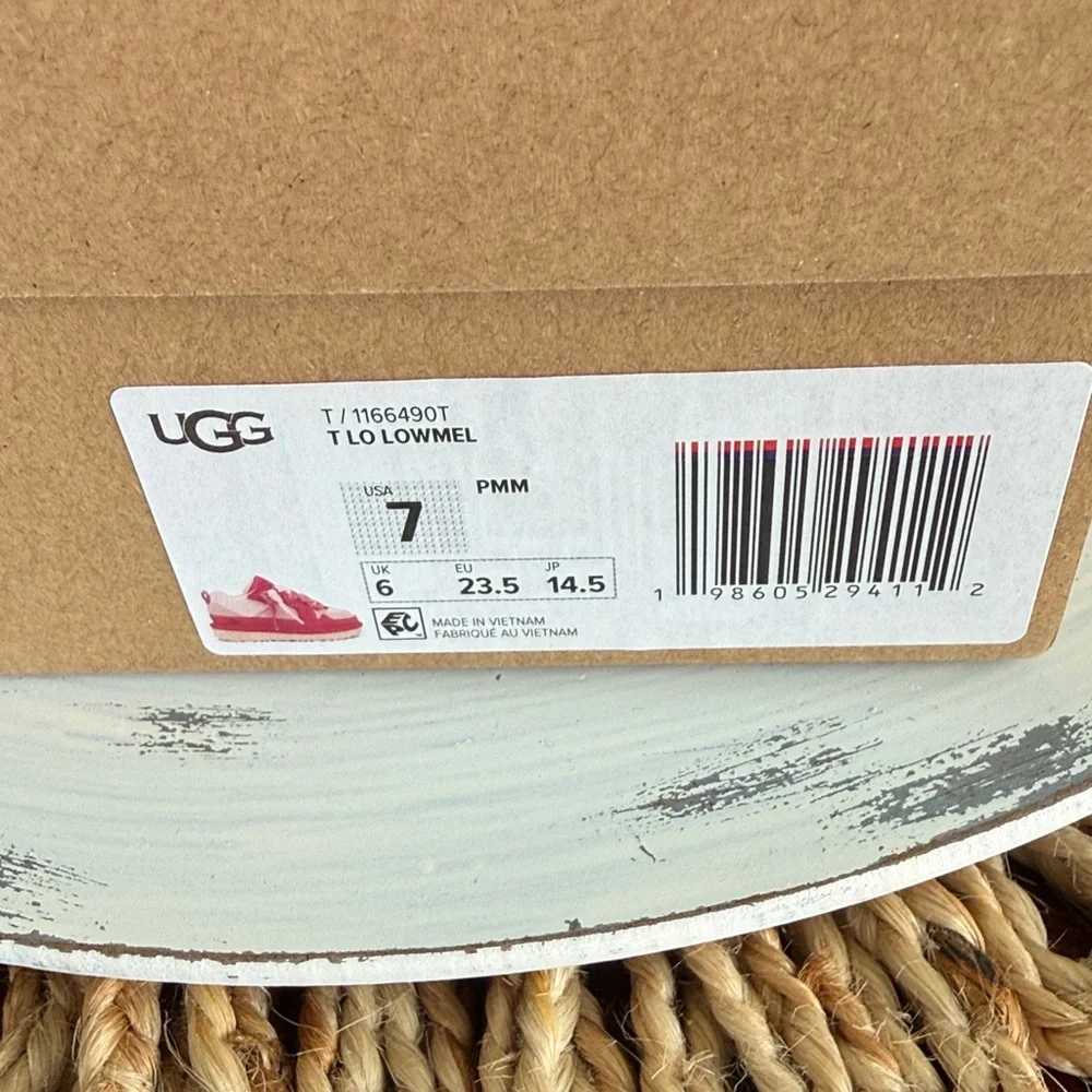 UGG Kids Sneakers in Pink and Light Pink - Picture 2 of 5